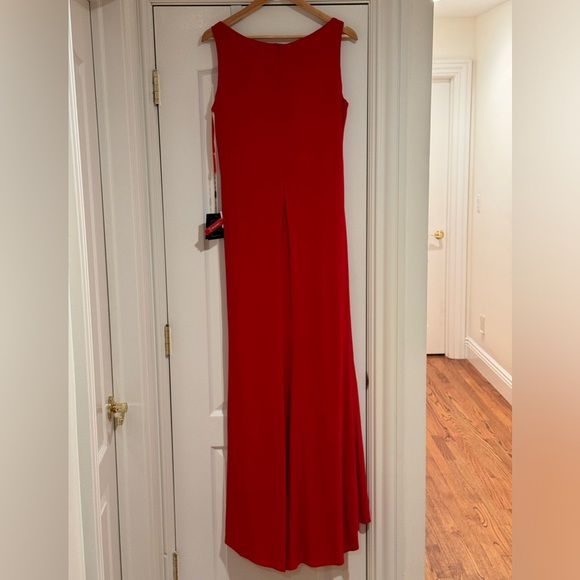 NWT Ieena for Mac Duggal 26513 Ruched Stretch Jersey V-Neck Gown in Red Size 10 - Picture 3 of 9
